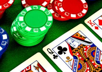 Learn How to dominate a poker tournament