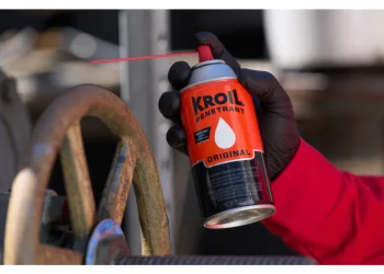Step-by-Step Guide to Loosening Stuck Fasteners with Penetrating Fluids
